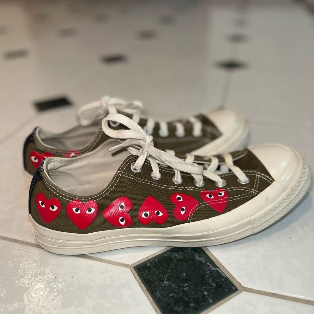 CdG PLAY x Converse Unisex Chuck Taylor All Star Multi Heart Low-Top Sneakers